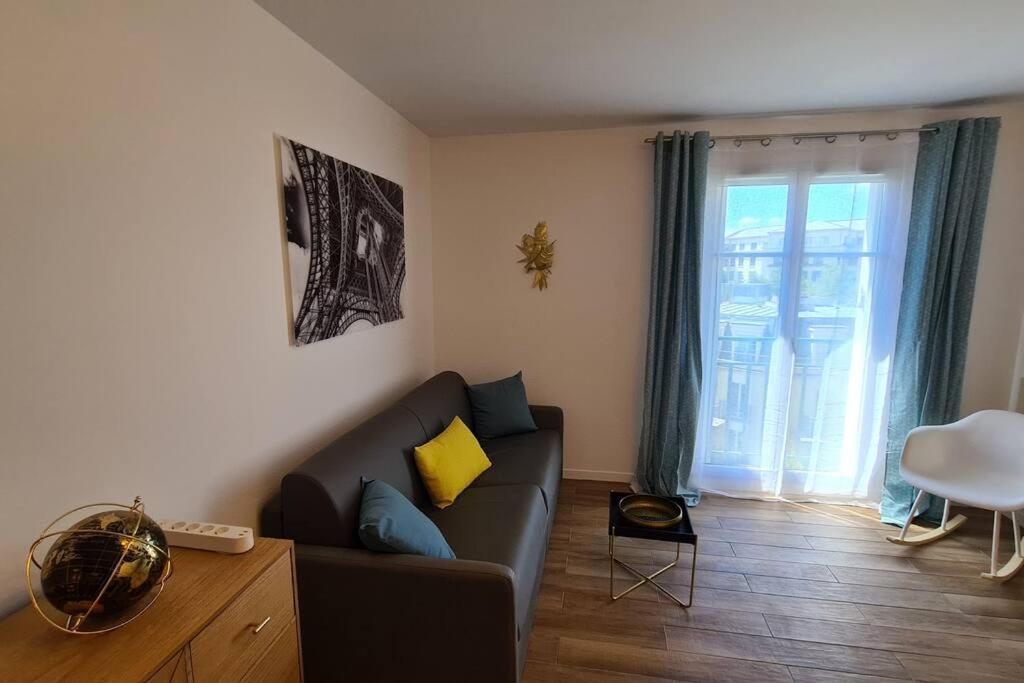 Appt 80M², 13 P, Disneyland, Fibre, 2 Parkings Chessy  Esterno foto